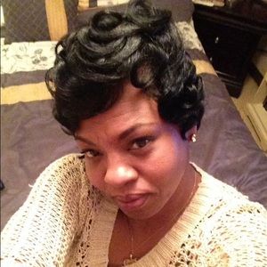 Meet your Posher, Kaciena